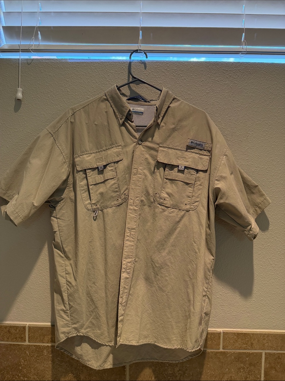 Columbia Men’s Short-Sleeve Fishing Shirt - Khaki